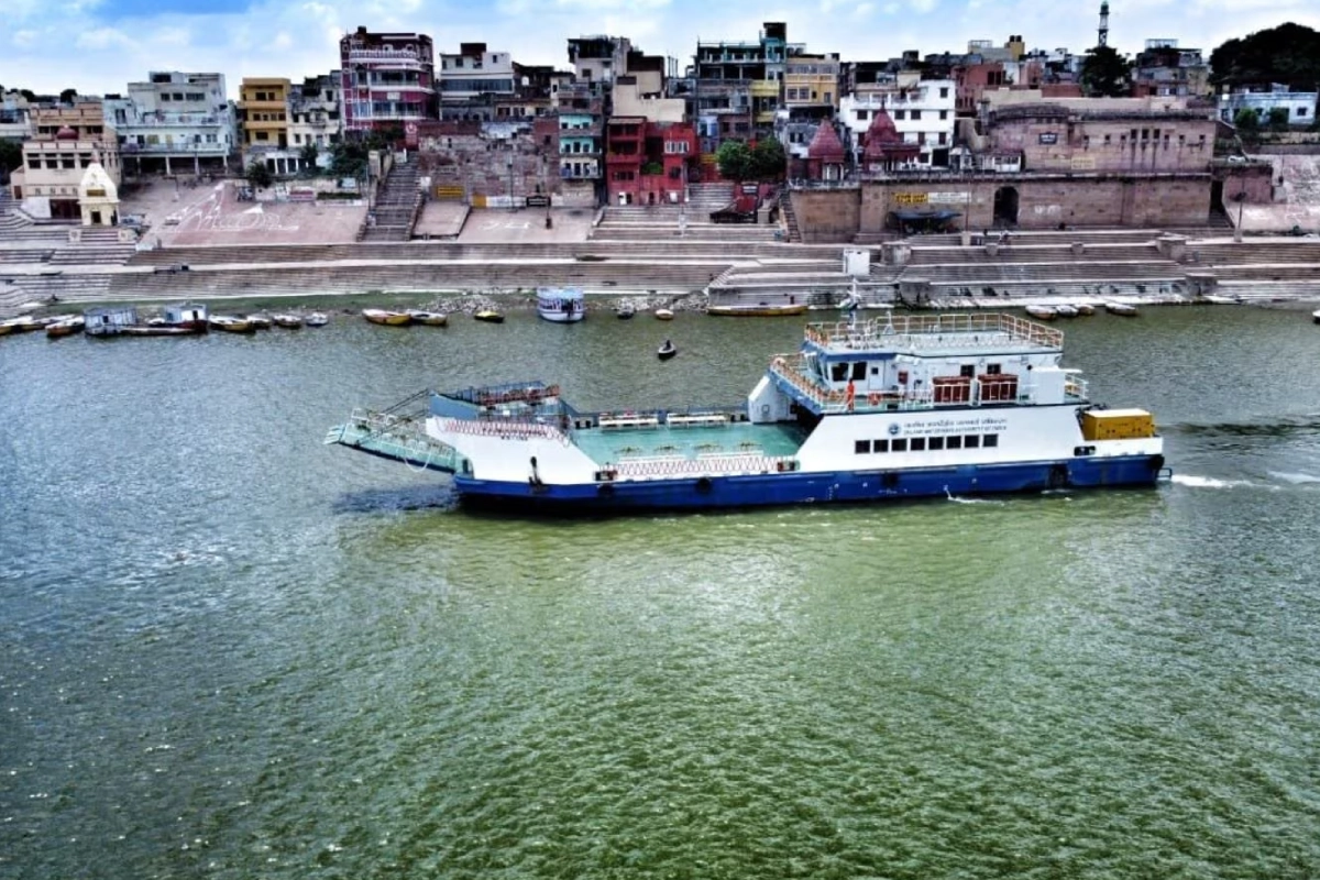 BOAT CRUISE FROM CHUNAR TO VARANASI WITH SIGHTSEEING